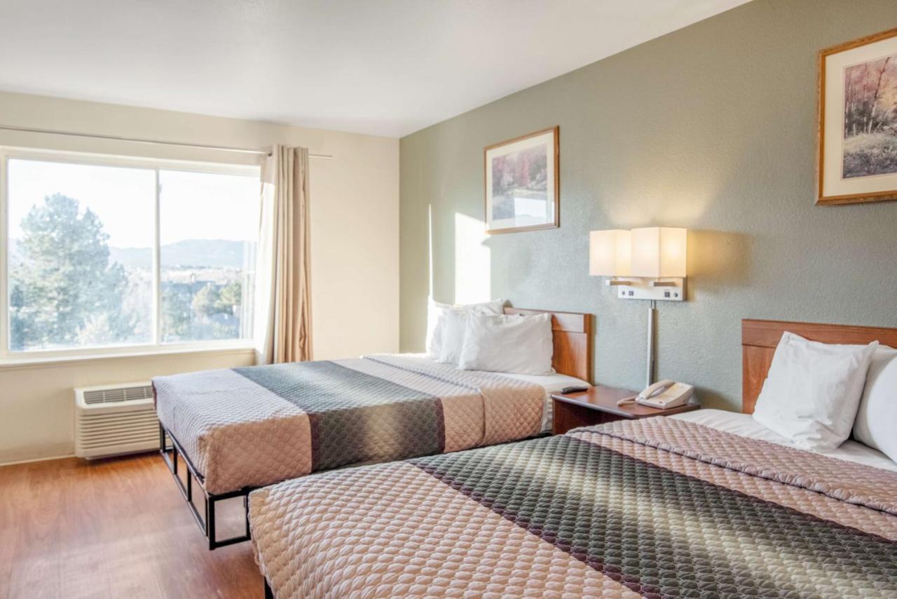 Hometowne By Red Roof - Airport 2* Colorado Springs